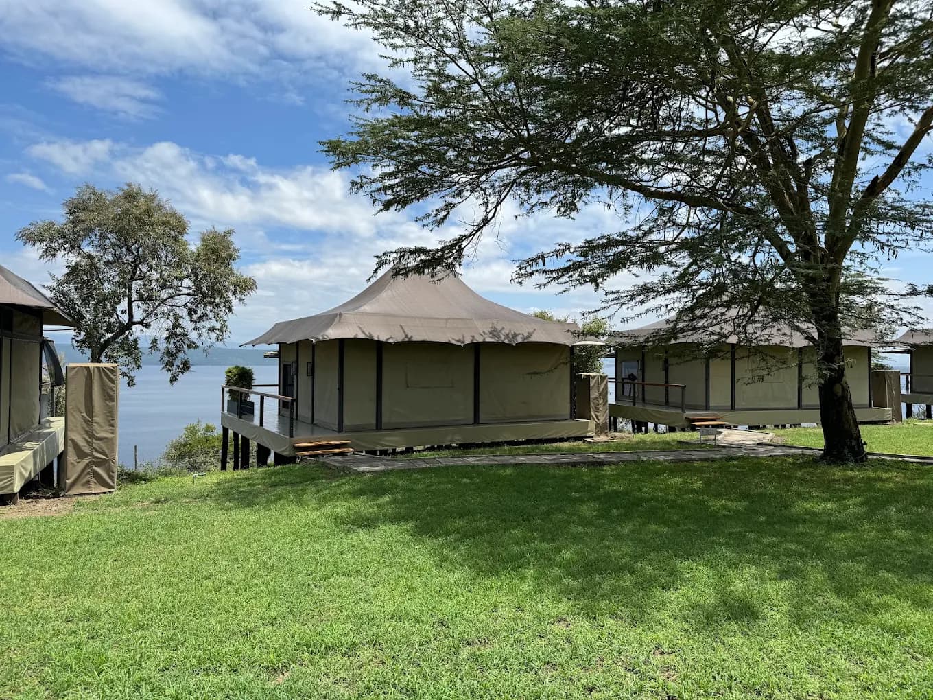 The Cliff Nakuru in Lake Nakuru, Kenya, photo 6